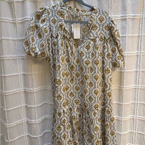 Moon River Gold and White Patterned Midi Dress